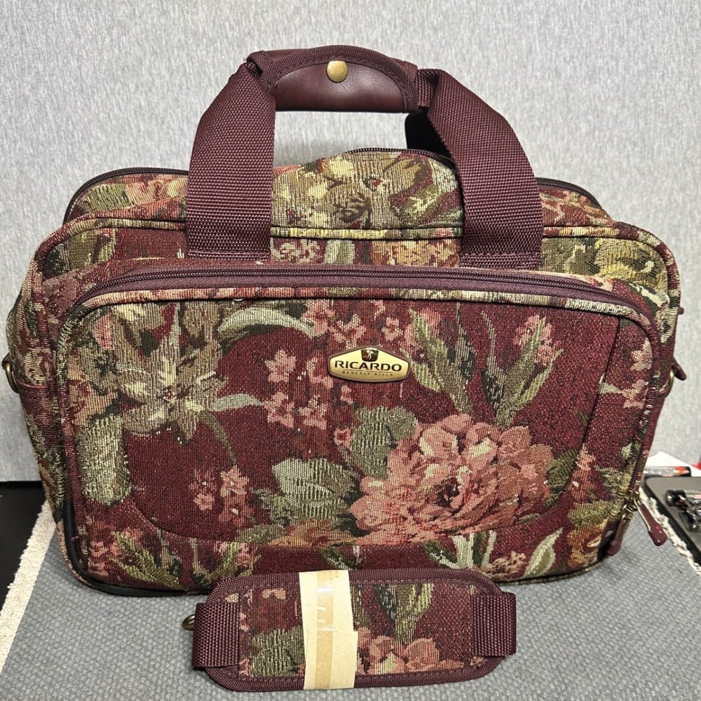 Ricardo Beverly Hills Floral Tapestry Carry On Travel Bag Burgundy Retro